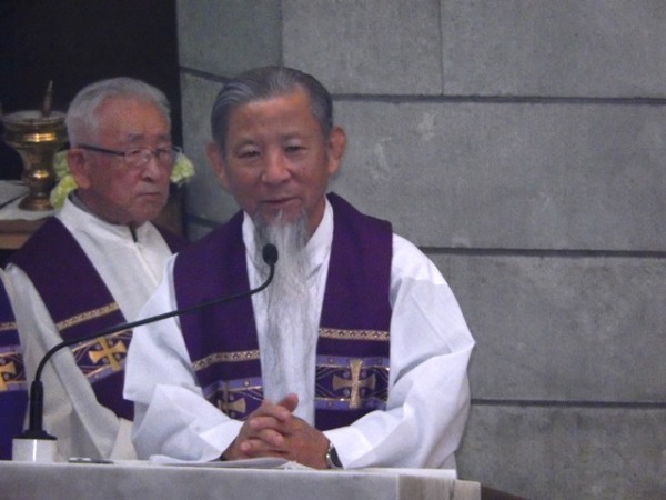 同級生の西川哲彌神父